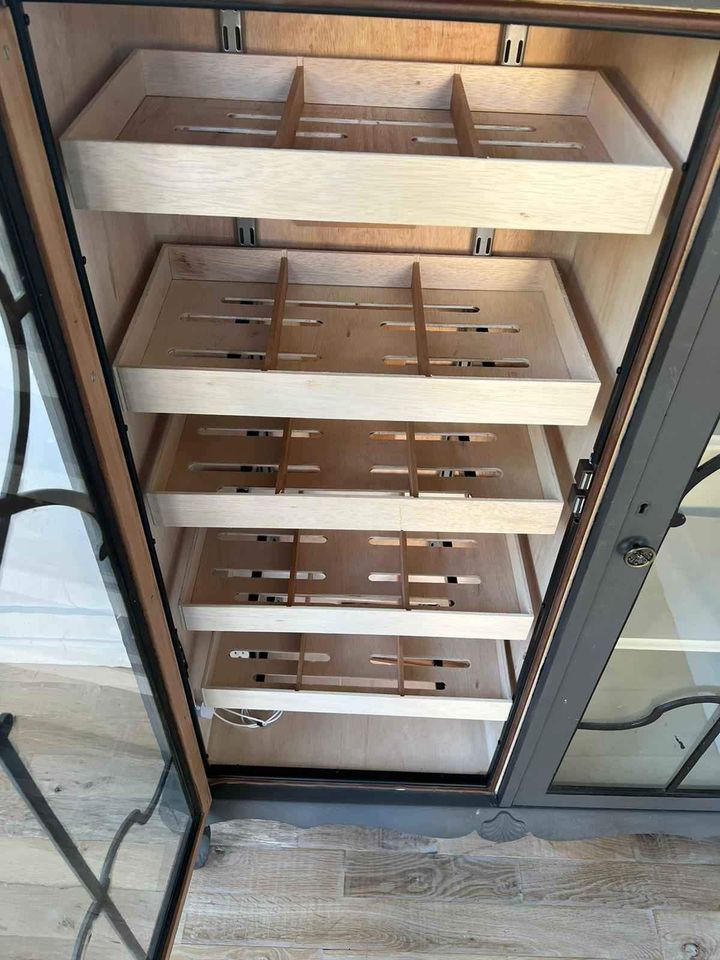 humidor cabinet